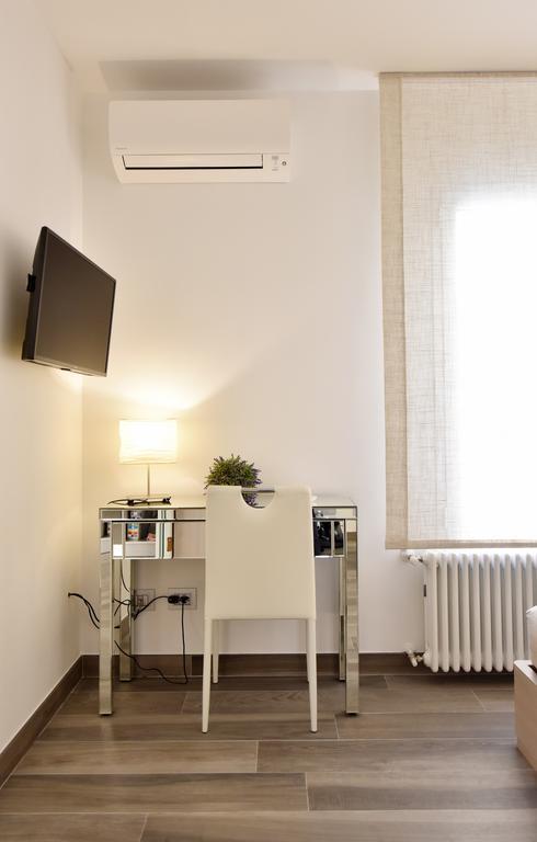 Andrea Luxury Apartments - D'Azeglio Bologna Luaran gambar